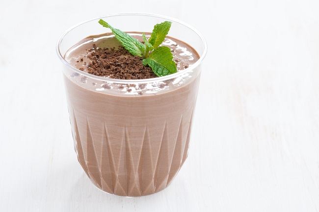 minty raw cacao smoothie