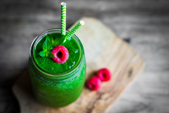 Green Berry Moringa Smoothie